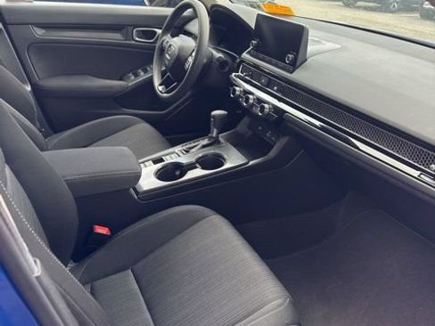 Used 2023 Honda Civic LX image 3