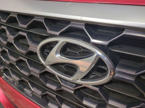 Used 2020 Hyundai Santa Fe SEL image 13