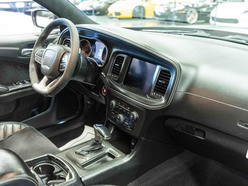 Used 2021 Dodge Charger SRT Hellcat RWD image 14