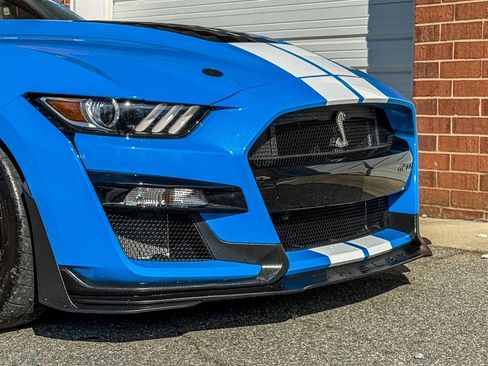 Used 2022 Ford Mustang Shelby GT500 w/ Carbon Fiber Track Pack image 31