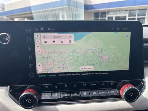 Used 2024 GMC Canyon AT4X image 11