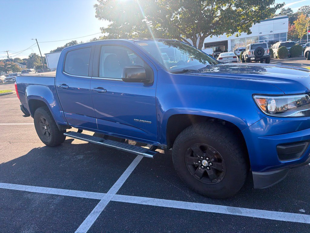 Used 2020 Chevrolet Colorado W/T w/ WT Convenience Package AWD/4WD image 4