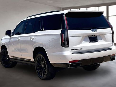 Used 2023 Cadillac Escalade Sport w/ LPO, ONYX Package AWD/4WD image 11