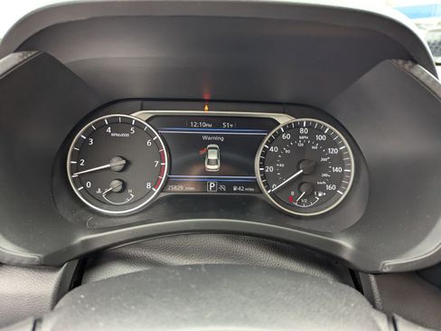 Used 2024 Nissan Sentra SV image 12