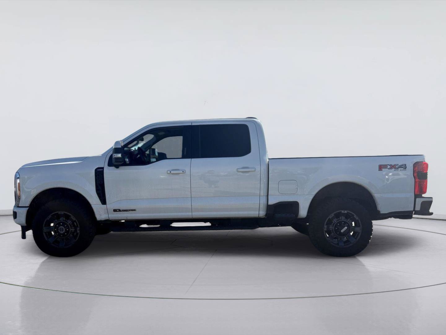 Used 2023 Ford F250 Lariat w/ Sport Appearance Package AWD/4WD image 8