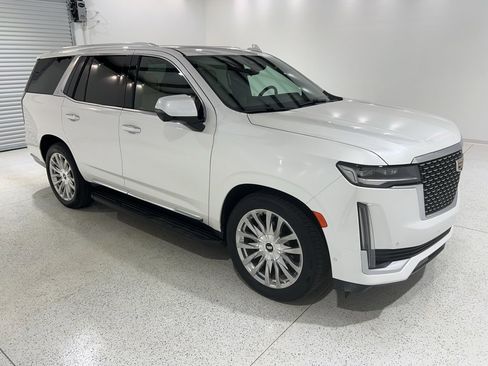 Used 2021 Cadillac Escalade Premium Luxury w/ Driver Assist Tech Package image 7