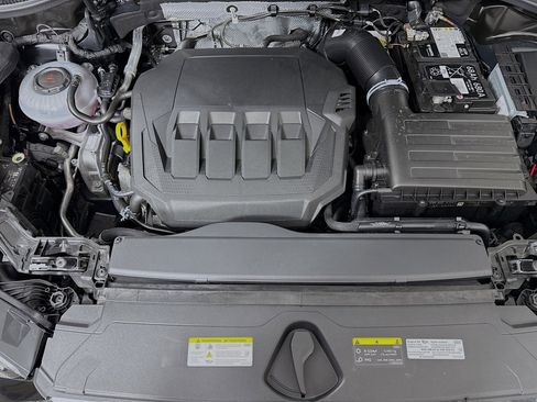 Certified 2025 Audi Q3 2.0T Premium Plus w/ Premium Plus Package image 29