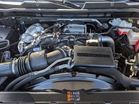 Used 2022 Chevrolet Silverado 2500 LT w/ Convenience Package image 28