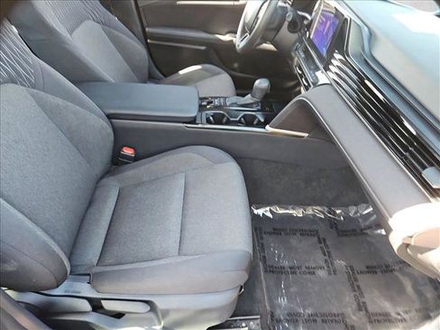 Used 2025 Toyota Camry LE FWD image 26