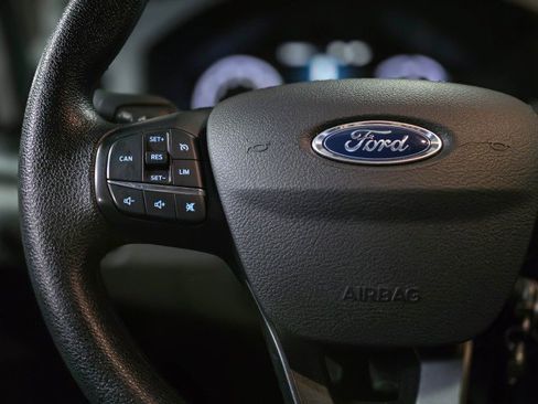 Used 2022 Ford Transit 350 XLT image 19