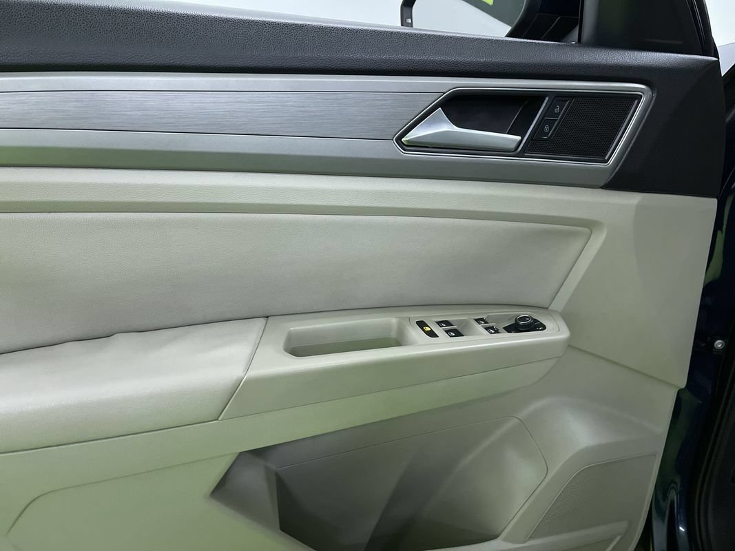 Used 2019 Volkswagen Atlas SE FWD image 15