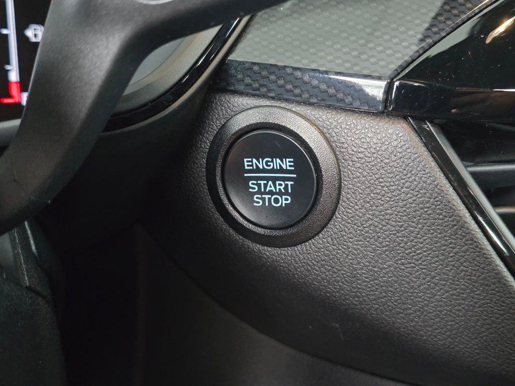 Used 2025 Ford Escape ST-Line Select AWD/4WD image 27