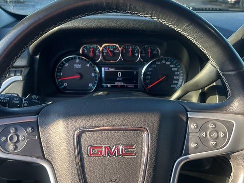 Used 2018 GMC Yukon SLE w/ Convenience Package image 8