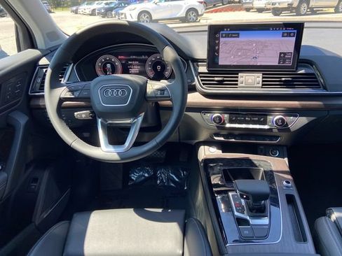 Used 2025 Audi Q5 2.0T Premium Plus AWD/4WD image 14