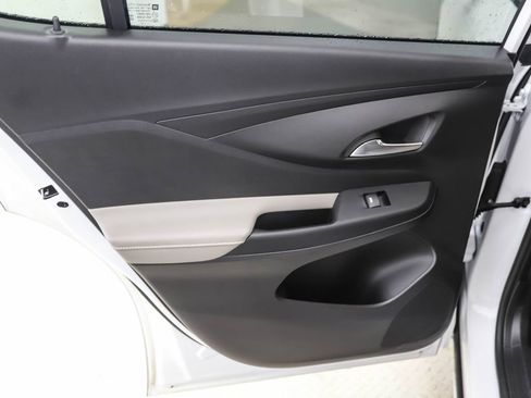 Used 2025 Buick Envista Avenir image 18