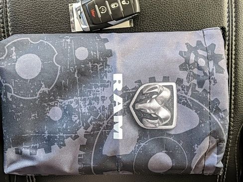 Used 2021 RAM 1500 Big Horn image 25