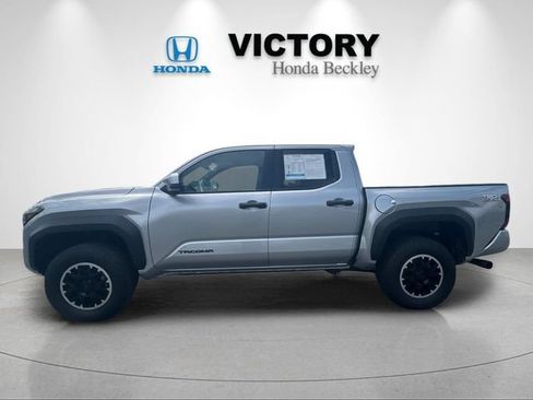 Used 2024 Toyota Tacoma TRD Off-Road AWD/4WD image 2