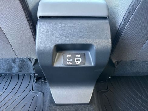 New 2025 Subaru Crosstrek 2.5i Premium image 92