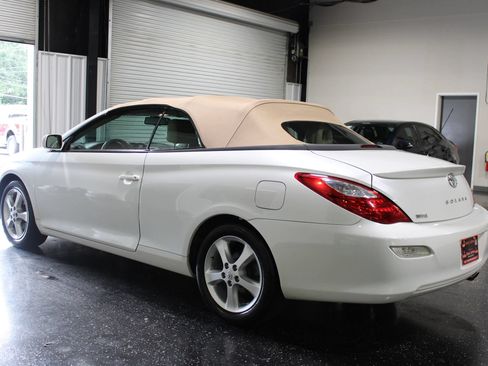 Used 2007 Toyota Solara SLE FWD image 5