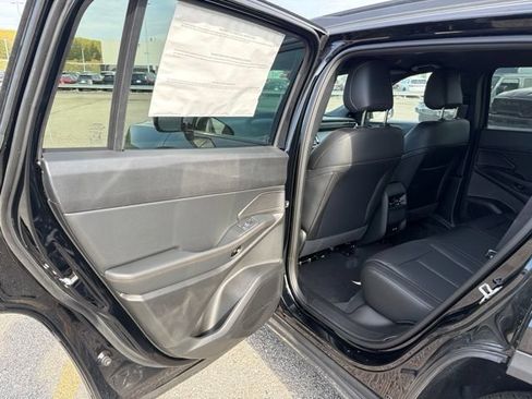 New 2026 Jeep Cherokee Limited AWD/4WD image 9