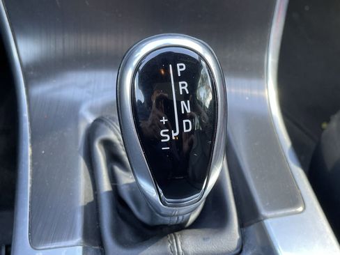 Used 2015 Volvo XC60 T6 w/ Proximity Package image 11