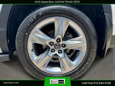 Used 2018 Toyota Highlander Limited FWD image 41