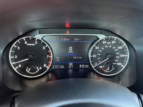 Certified 2021 Nissan Altima 2.5 SR w/ SR Premium Package image 24