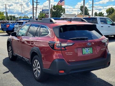 Used 2024 Subaru Outback Premium image 7