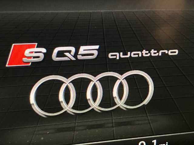 Used 2018 Audi SQ5 Premium Plus AWD/4WD image 30