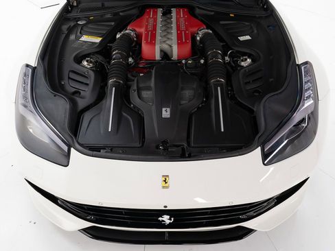 Used 2017 Ferrari GTC4Lusso image 43