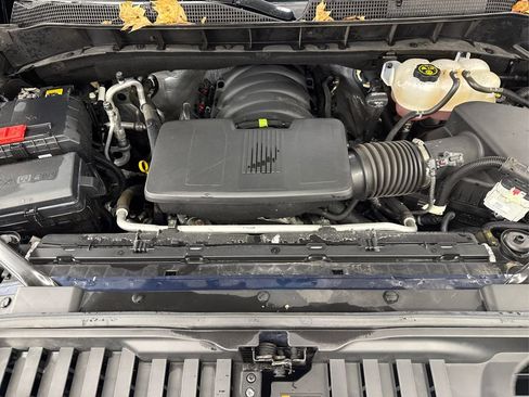 Used 2023 Chevrolet Silverado 1500 LT w/ Z71 Off-Road Package image 12