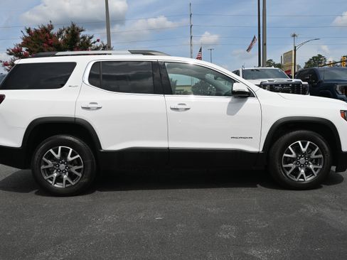 Used 2023 GMC Acadia SLT w/ Trailering Package AWD/4WD image 13