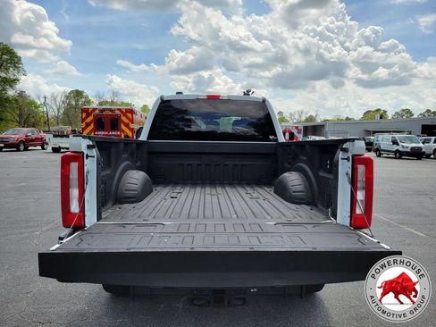 Used 2024 Ford F350 XLT AWD/4WD image 13