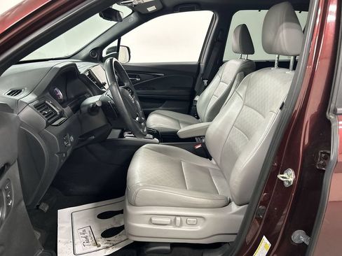 Used 2019 Honda Passport Touring image 9