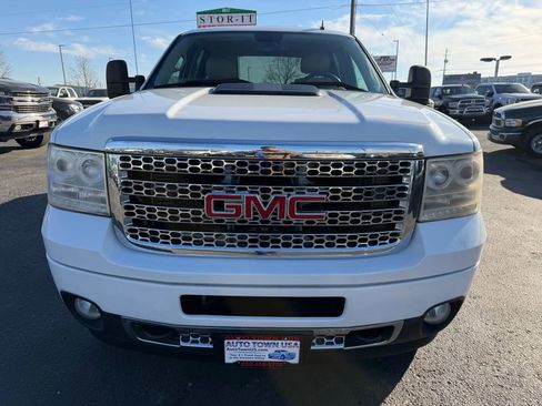 Used 2013 GMC Sierra 2500 Denali w/ Suspension Package, Off-Road image 8