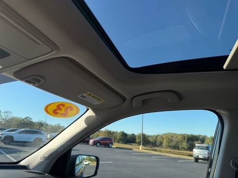 Used 2023 Honda Pilot Elite image 21