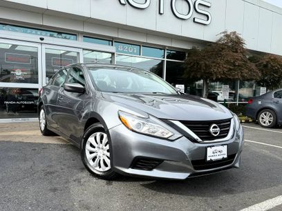 Used 2017 Nissan Altima 2.5 S w/ Power Driver Seat Package