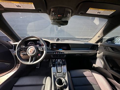 Certified 2025 Porsche 911 Carrera GTS RWD image 6