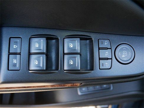 Used 2019 Chevrolet Suburban Premier w/ Max Trailering Package image 18