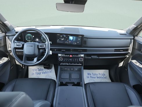 Used 2025 Hyundai Santa Fe Calligraphy AWD/4WD image 23
