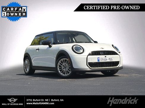 Used 2026 MINI Cooper 2-Door Hardtop FWD image 1