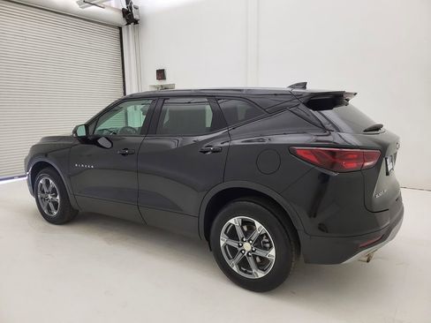 Used 2025 Chevrolet Blazer LT AWD/4WD image 17
