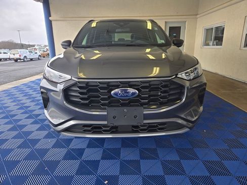 Used 2023 Ford Escape ST-Line w/ Tech Pack #1 image 2
