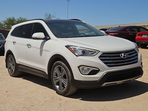 Used 2016 Hyundai Santa Fe Limited w/ Option Group 04 FWD image 3