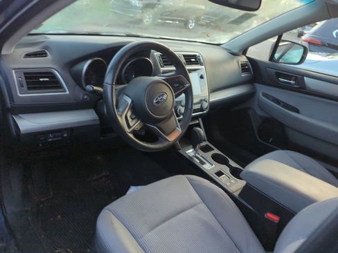 Used 2018 Subaru Outback 2.5i Premium image 7
