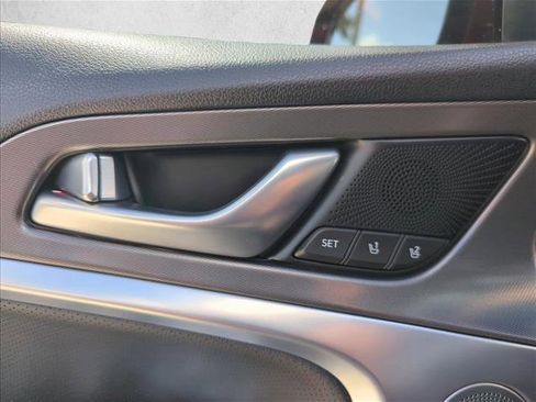 Used 2024 Genesis G70 2.5T w/ Sport Prestige Package image 30