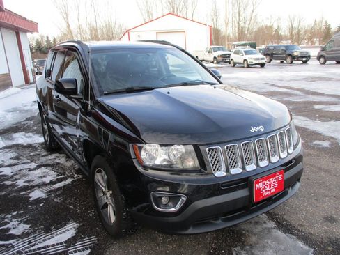 Used 2017 Jeep Compass High Altitude image 13