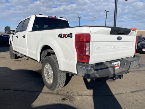 Used 2022 Ford F250 XLT image 2