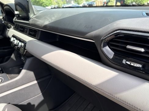Certified 2025 Honda Pilot Elite image 28