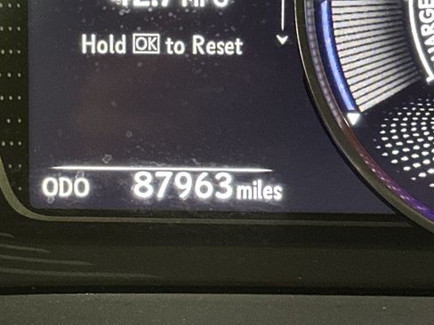 Used 2020 Lexus ES 300h w/ Premium Package FWD image 23